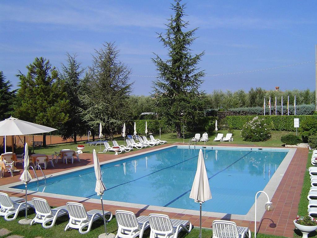 Residence Liana Albisano Torri Del Benaco Luaran gambar