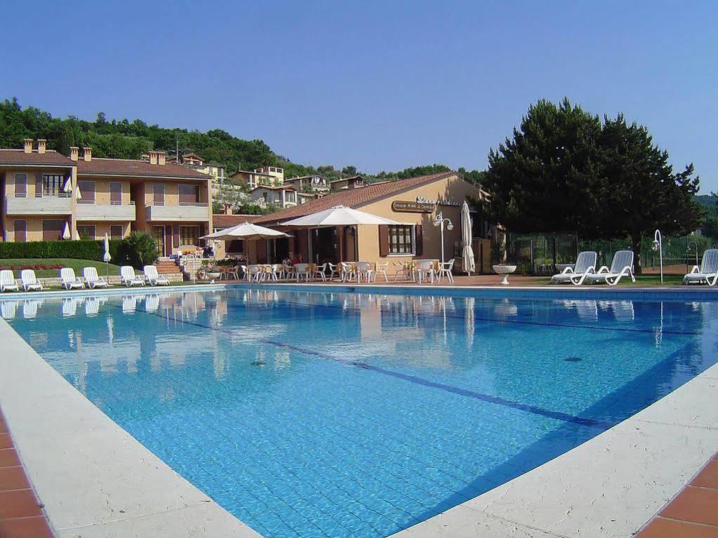 Residence Liana Albisano Torri Del Benaco Luaran gambar
