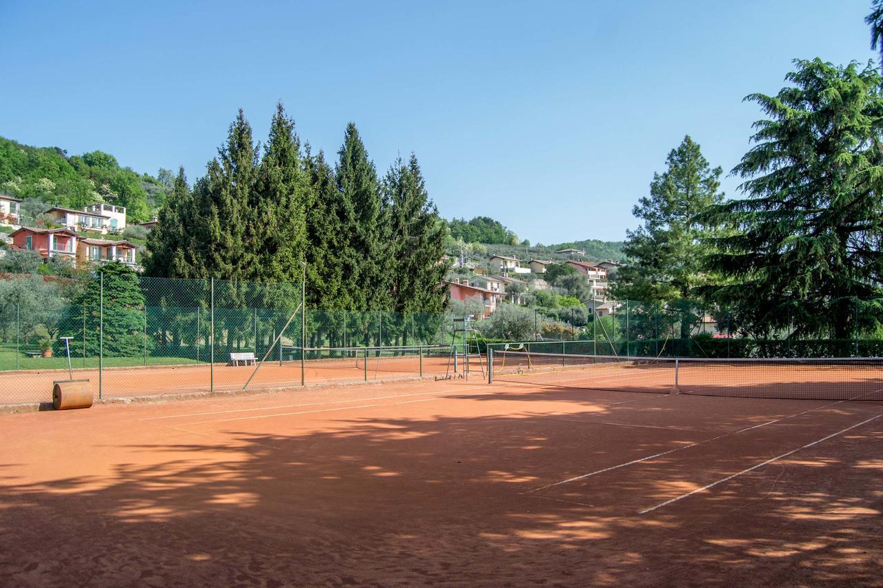 Residence Liana Albisano Torri Del Benaco Luaran gambar