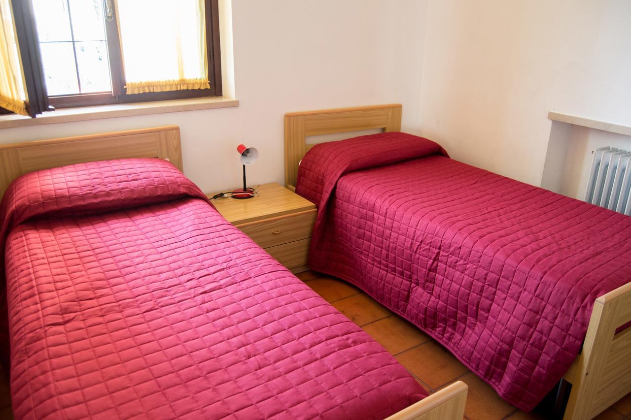 Residence Liana Albisano Torri Del Benaco Luaran gambar