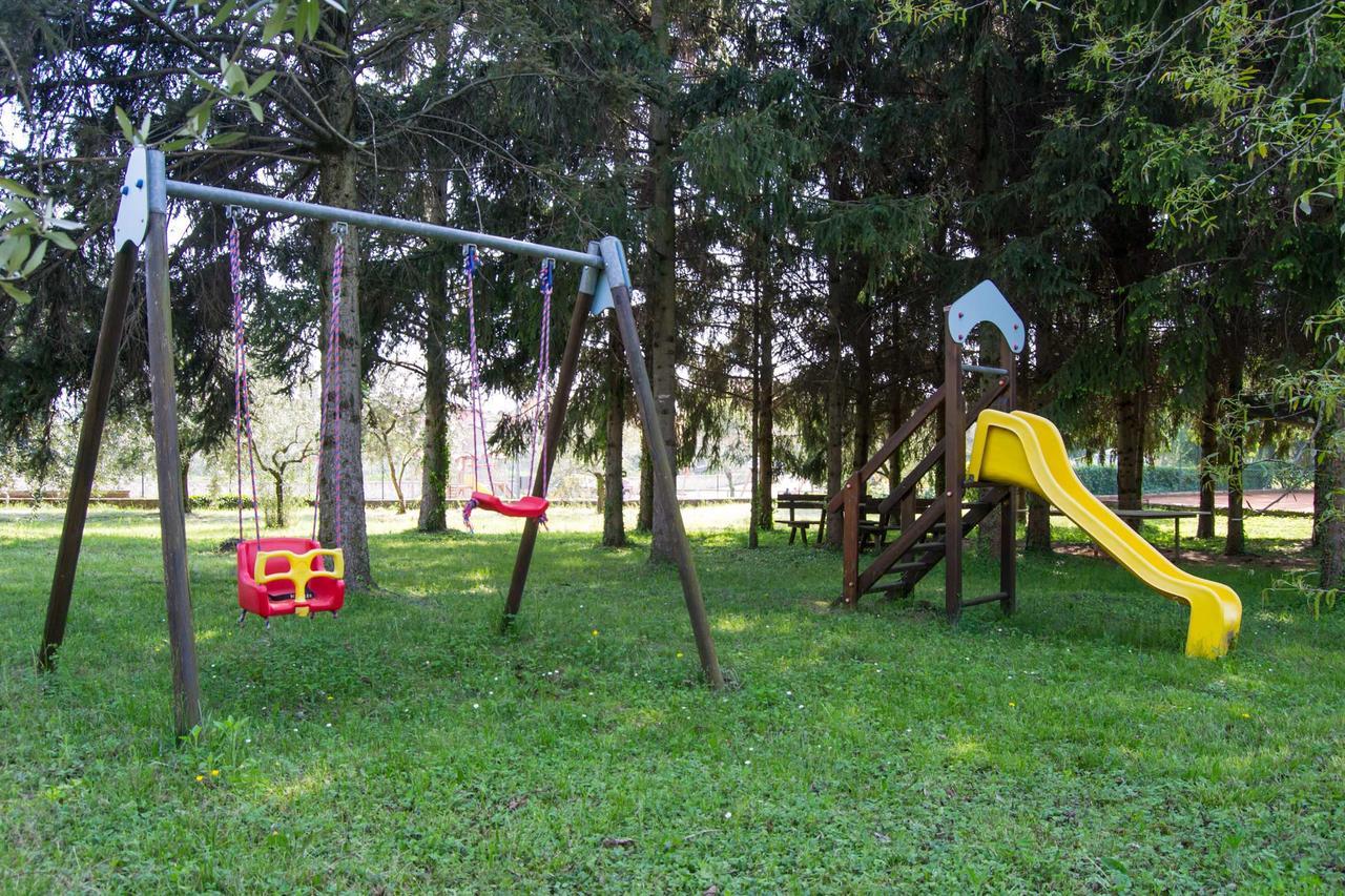 Residence Liana Albisano Torri Del Benaco Luaran gambar