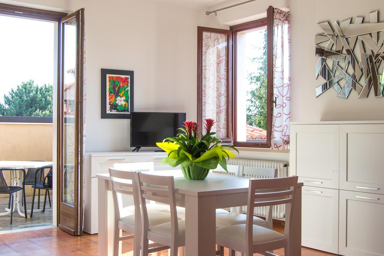 Residence Liana Albisano Torri Del Benaco Luaran gambar