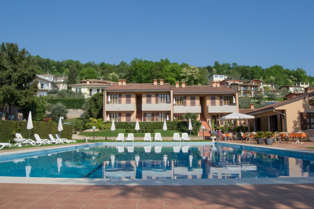 Residence Liana Albisano Torri Del Benaco Luaran gambar